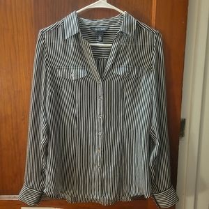 White House Black Market, small, black and white shirt